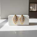 Elegante gulløredobber med diamanter